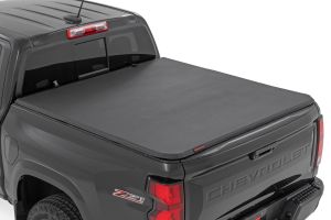 Rough Country Soft Tri-Fold Bed Cover 5' Bed Chevy/GMC Canyon (23-25)/Colorado (23-26) 23-25 41215700A