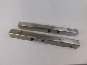 Auto Rust Technicians Center Frame and Skid Plate Mount Replacement Pair For 1987-95 Jeep Wrangler YJ 099-S