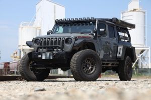 Attica 4x4 Apex Series Front Stubby Bumper for 18-25 Jeep Wrangler JL & Gladiator JT ATTJL01A108-BX