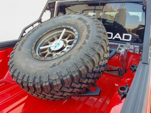 DV8 Offroad In Bed Adjustable Tire Carrier For 2020 Jeep Gladiator JT TCGL-01