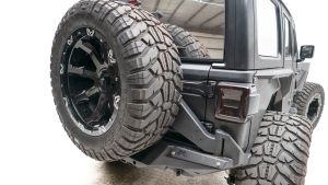 Fab Fours Off-The-Door Tire Carrier in Matte Black for 18-25 Jeep Wrangler JL JL18-Y1851T-1