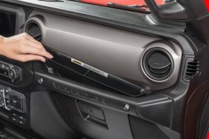 Quadratec Grab Bar Tray for 18 - 23 Jeep Wrangler JL, JLU and 20 - 23 Gladiator JT 14125-3010