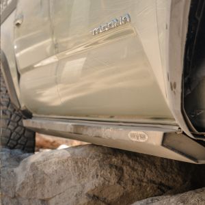 Rock Slide Engineering Rock Sliders 5 Foot Bed for 05-23 Toyota Tacoma BD-SL-100-TACO