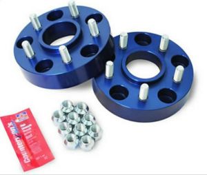 SpiderTrax Wheel Adapter Kit 1.375" From 5 X 5" to 5 X 4.5" Bolt Pattern For 2007-18 Jeep Wrangler JK, 2006-10 Commander XK & 1999-2010 Grand Cherokee WJ/WK Models WHS011